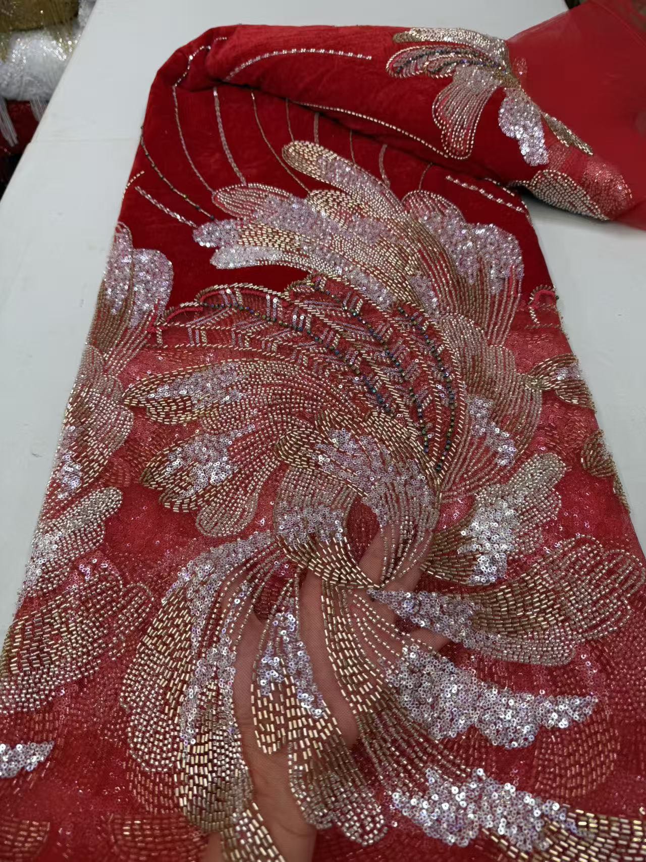 ผ้าลูกไม้ปักเลื่อมฝรั่งเศสแบบแ - Velvet Fabric Embroidery บทวิจารณ์และราคา